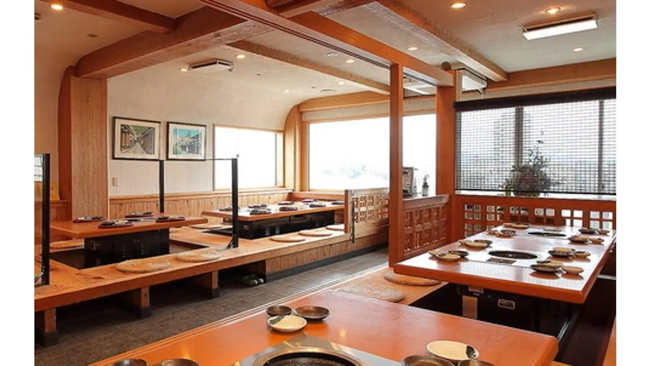 焼肉と海鮮 泰安 リバーサイド店