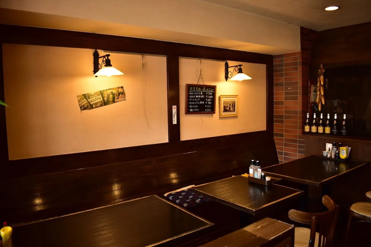 アーレス・コート