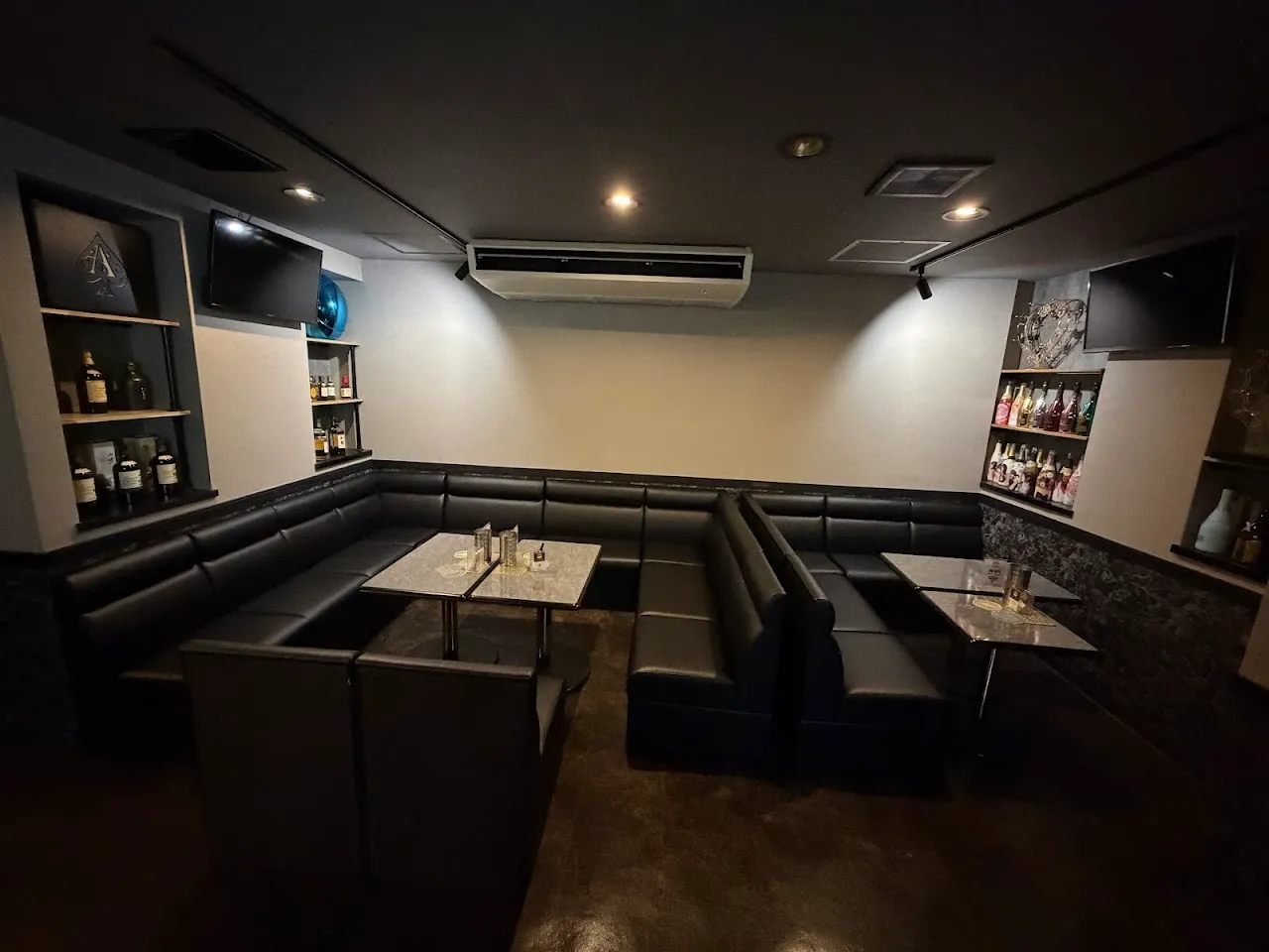 HONEY TRAP（ハニートラップ）